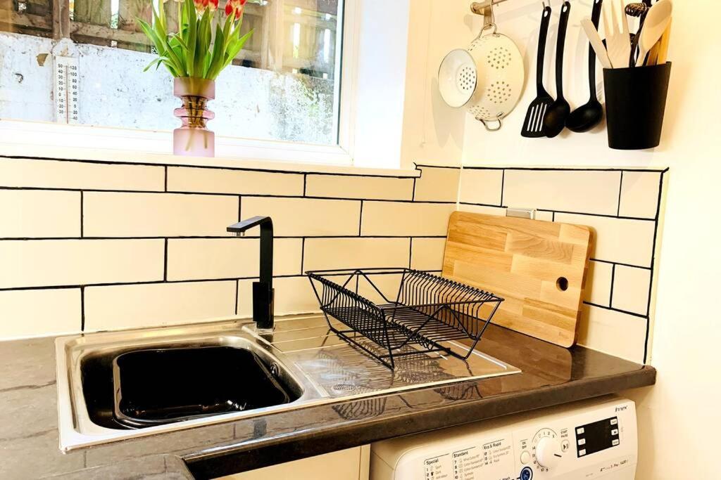 The Nook - A Stylish Apartment With Garden, Near The Beach Berwick Upon Tweed Екстериор снимка
